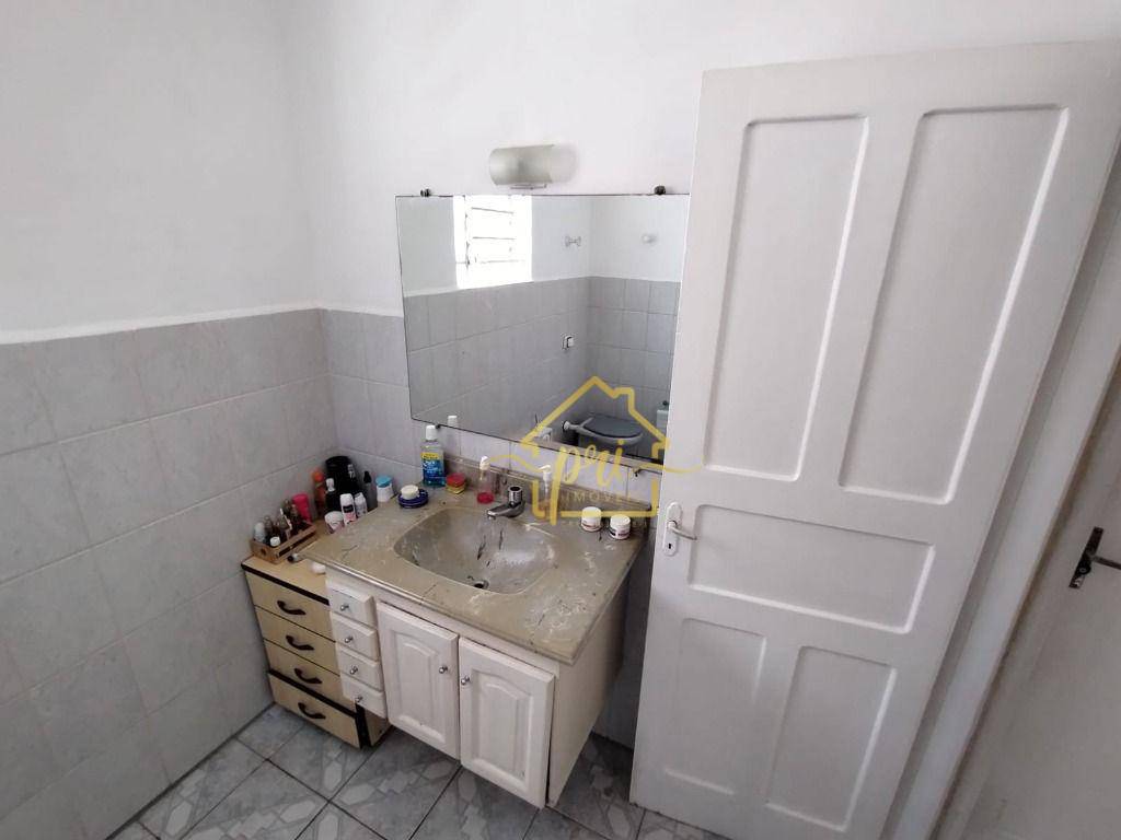 Apartamento à venda com 2 quartos, 75m² - Foto 11