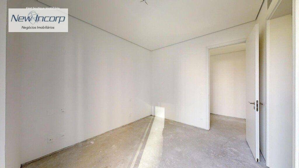 Apartamento à venda com 3 quartos, 244m² - Foto 25