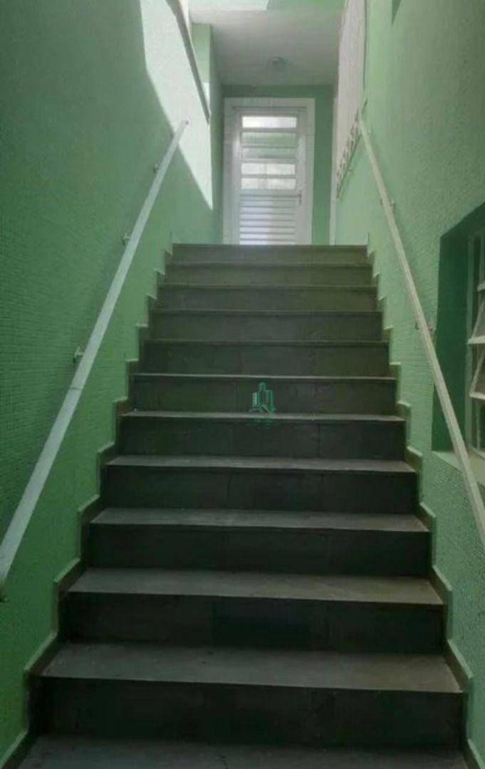 Sobrado à venda com 2 quartos, 150m² - Foto 6