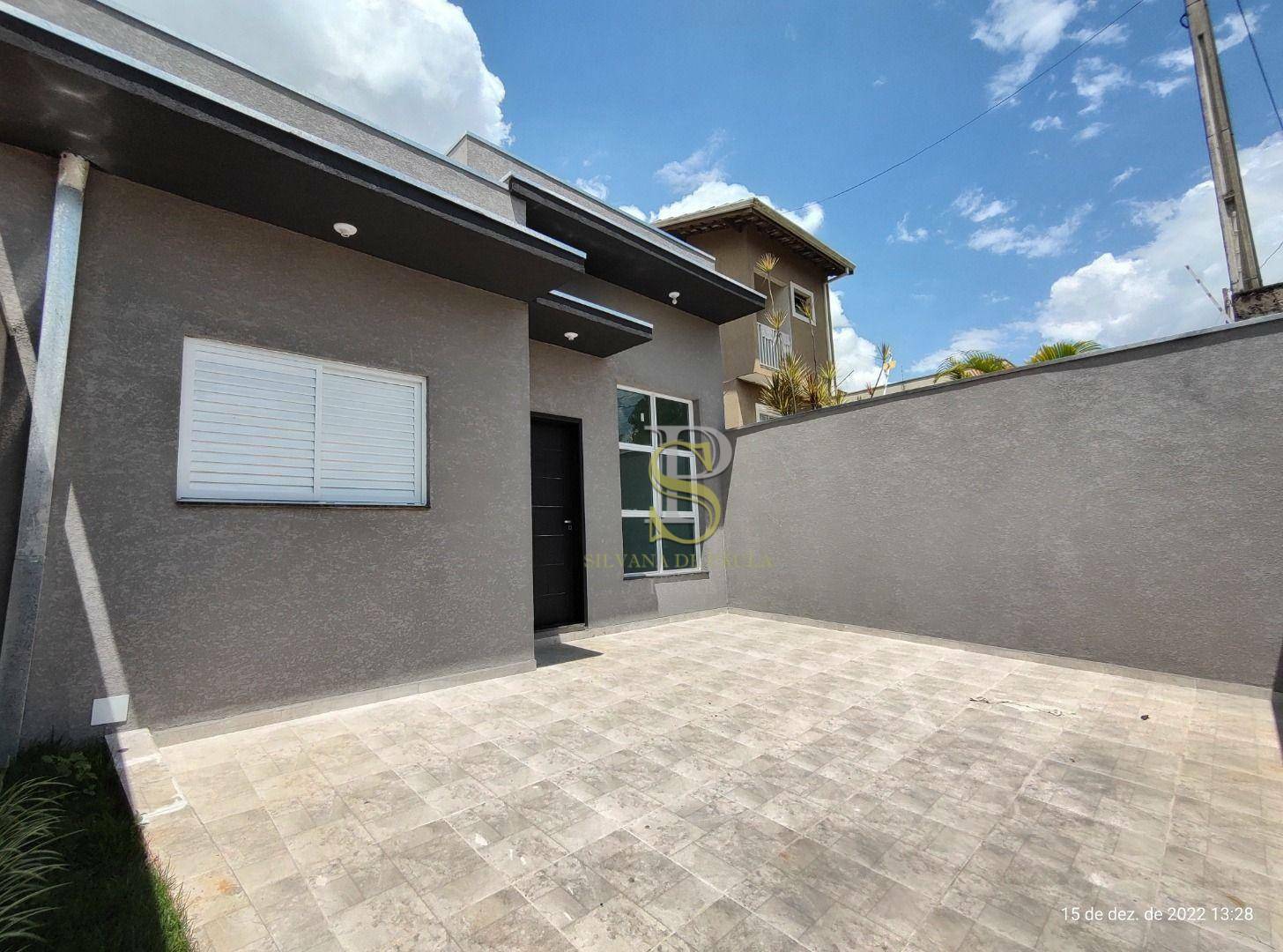 Casa à venda com 3 quartos, 98m² - Foto 3