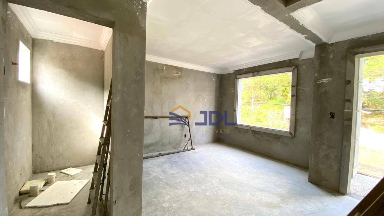 Casa à venda com 2 quartos, 136m² - Foto 26