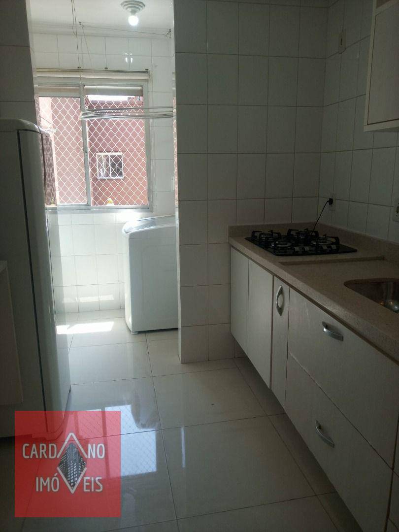 Apartamento à venda com 3 quartos, 70m² - Foto 3