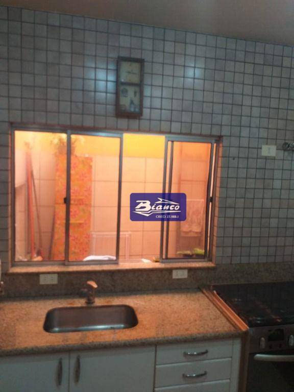 Sobrado à venda com 4 quartos, 234m² - Foto 4