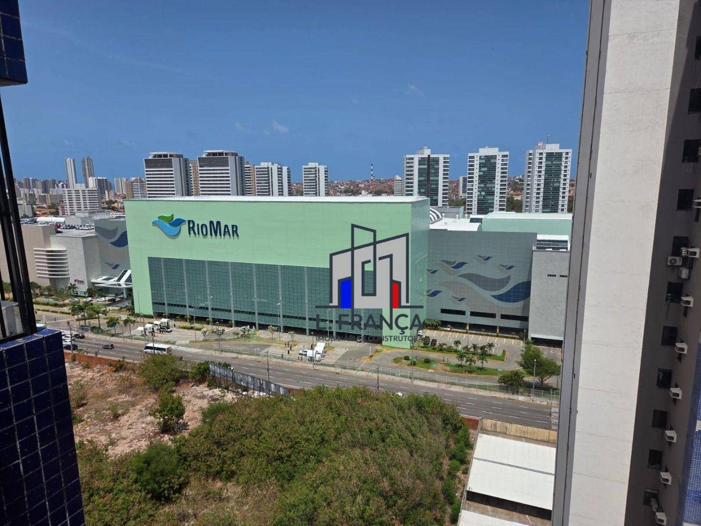 Cobertura, 4 quartos, 251 m² - Foto 1