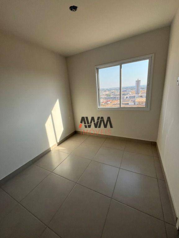 Apartamento à venda com 3 quartos, 76m² - Foto 9