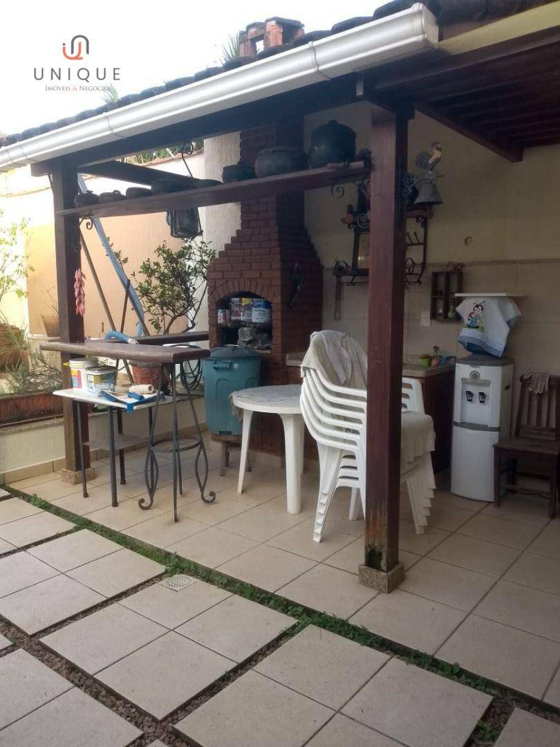 Casa à venda com 3 quartos, 160m² - Foto 22