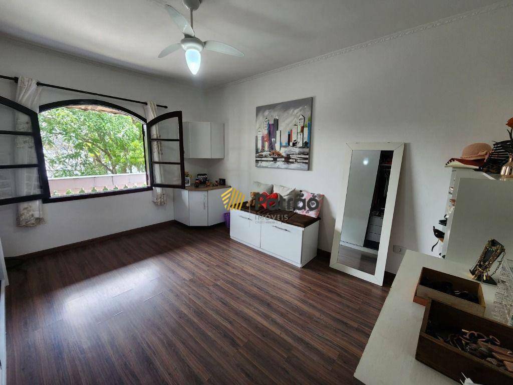 Chácara, 4 quartos, 304 m² - Foto 17