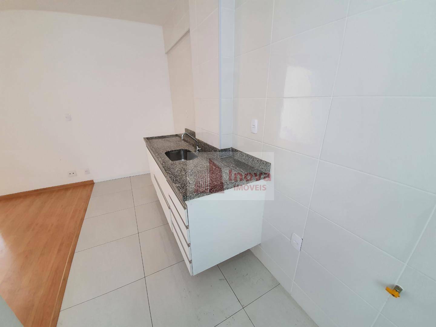 Apartamento à venda com 1 quarto, 40m² - Foto 11