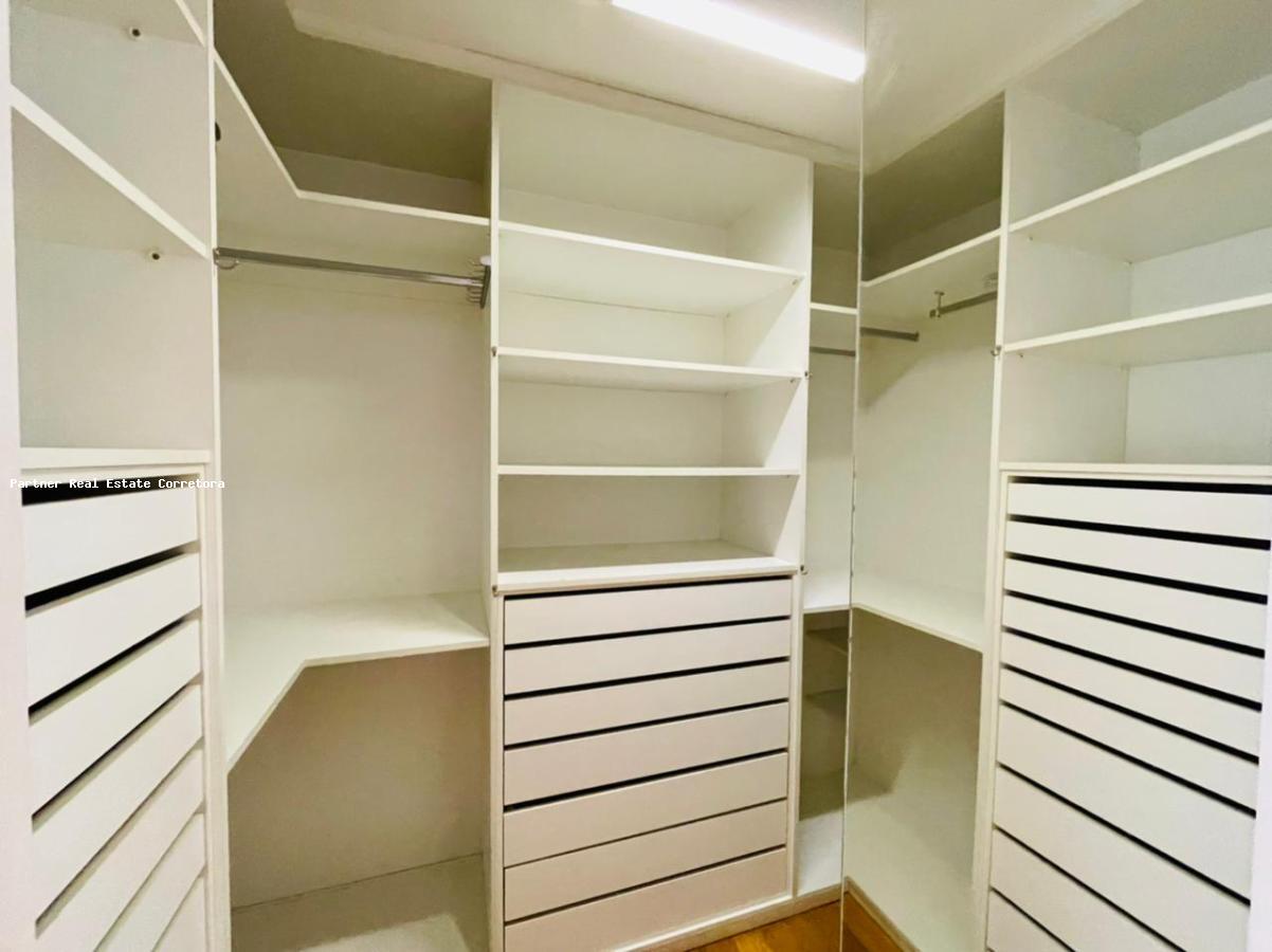 Apartamento à venda com 3 quartos, 215m² - Foto 11