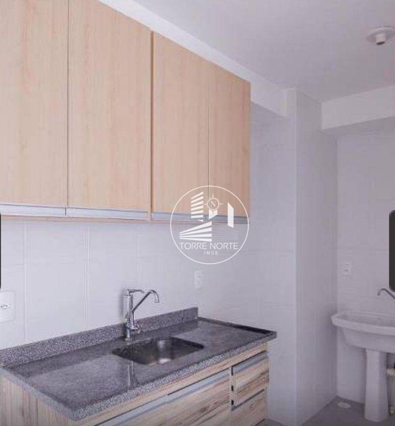 Apartamento à venda com 2 quartos, 35m² - Foto 15