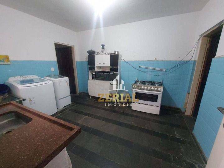 Sobrado à venda e aluguel com 4 quartos, 383m² - Foto 17