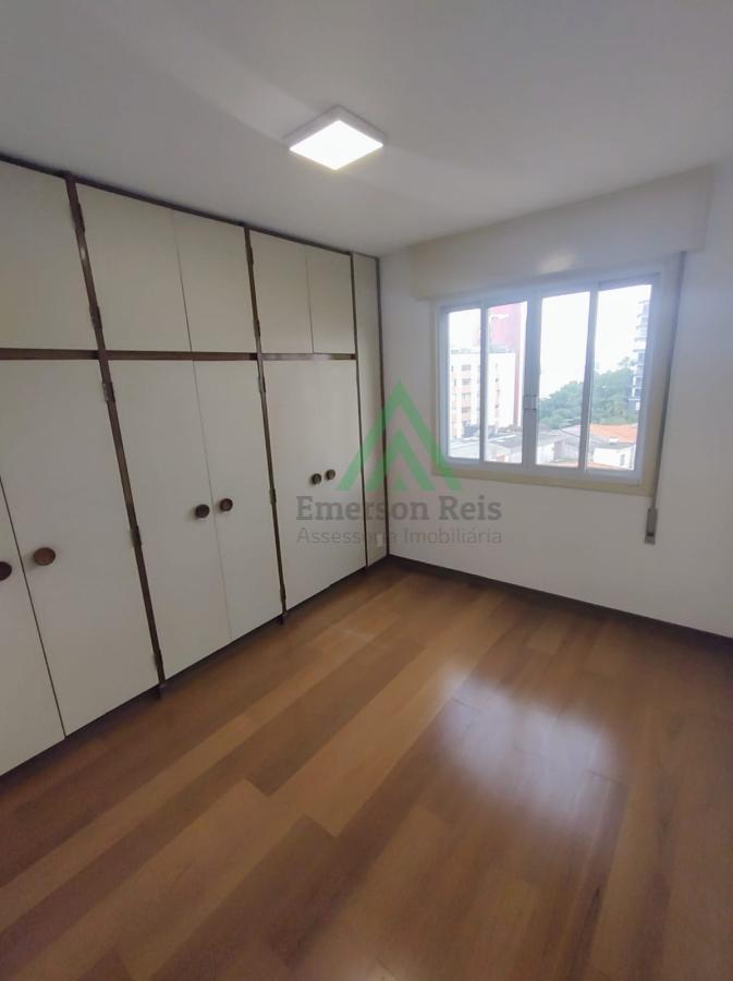 Apartamento à venda com 2 quartos, 70m² - Foto 6