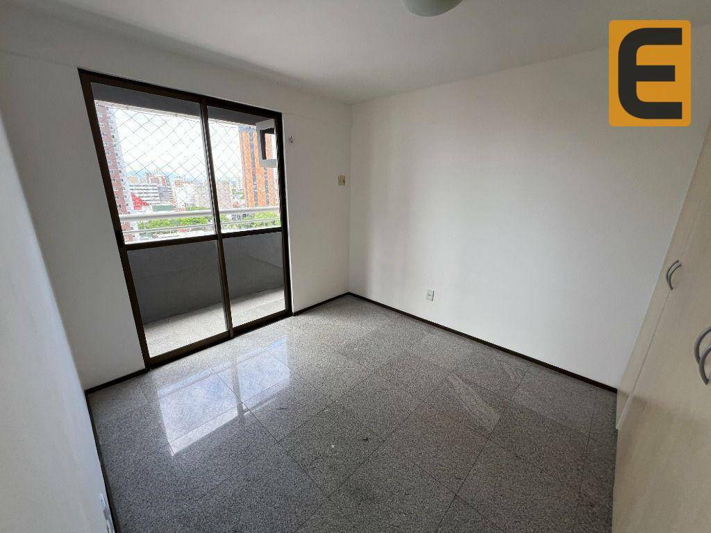 Apartamento à venda com 3 quartos, 118m² - Foto 14