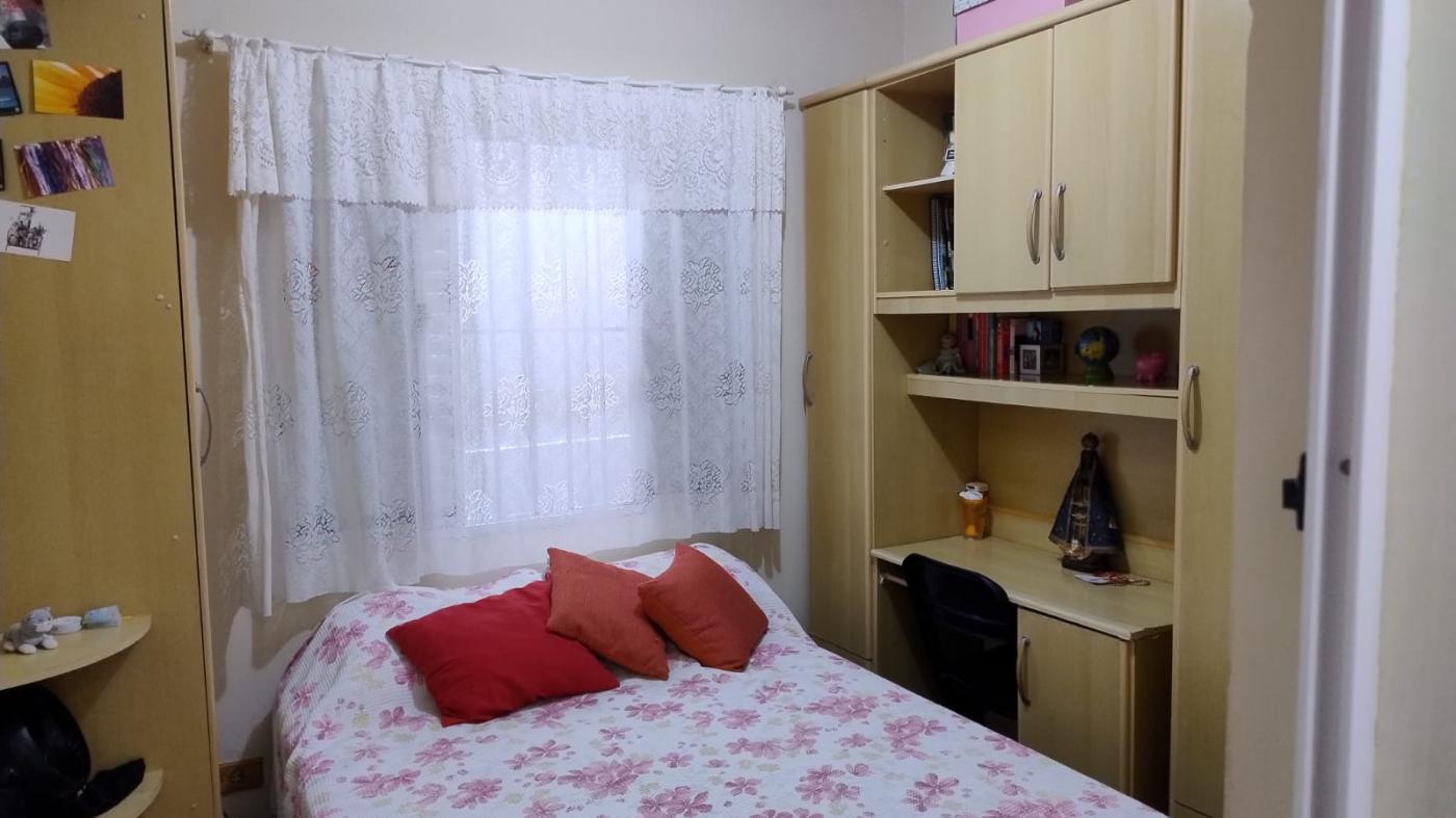 Casa à venda com 3 quartos, 200m² - Foto 3