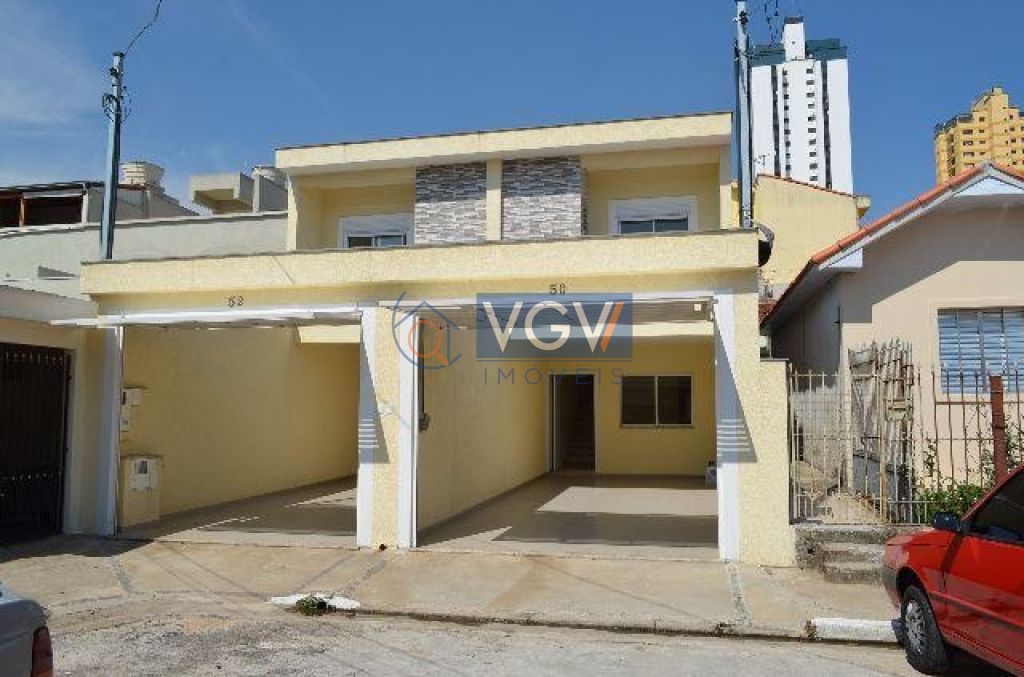 Casa à venda com 3 quartos, 120m² - Foto 1