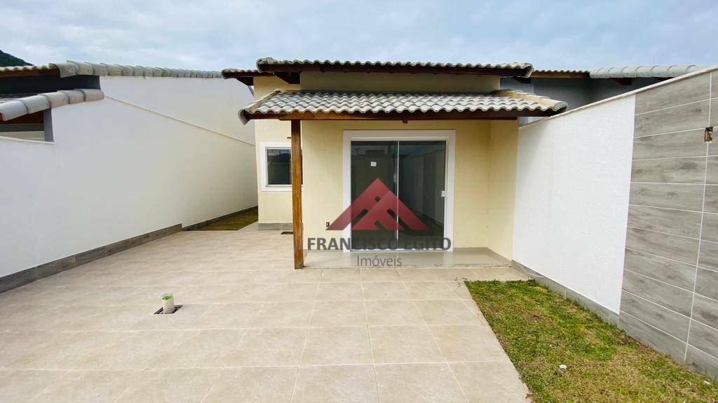 Casa à venda com 2 quartos, 69m² - Foto 20