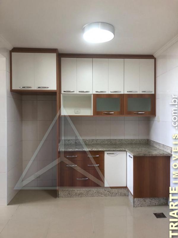 Sobrado para alugar com 3 quartos, 200m² - Foto 6