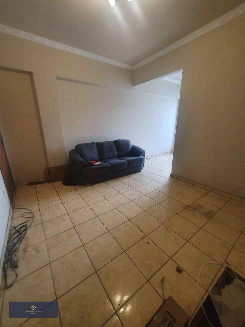 Apartamento à venda com 2 quartos, 77m² - Foto 13