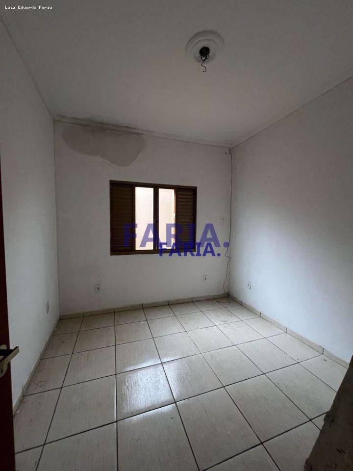 Casa à venda com 3 quartos, 150M2 - Foto 6