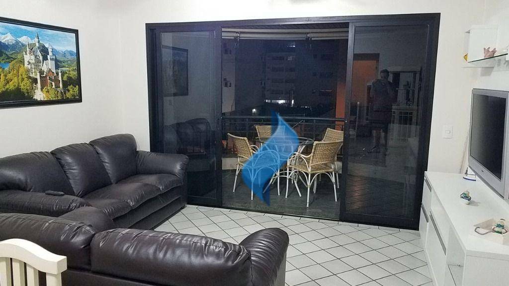 Apartamento à venda com 3 quartos, 140m² - Foto 18