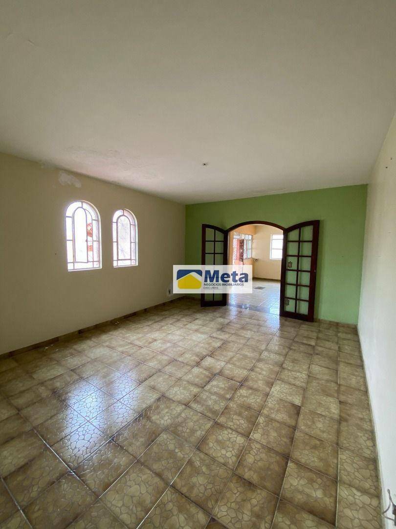 Sobrado à venda com 3 quartos, 500m² - Foto 39