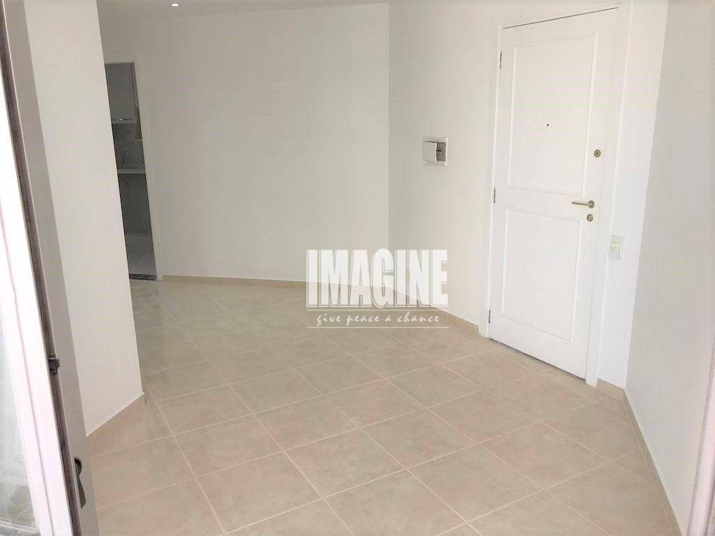 Apartamento à venda com 3 quartos, 63m² - Foto 4