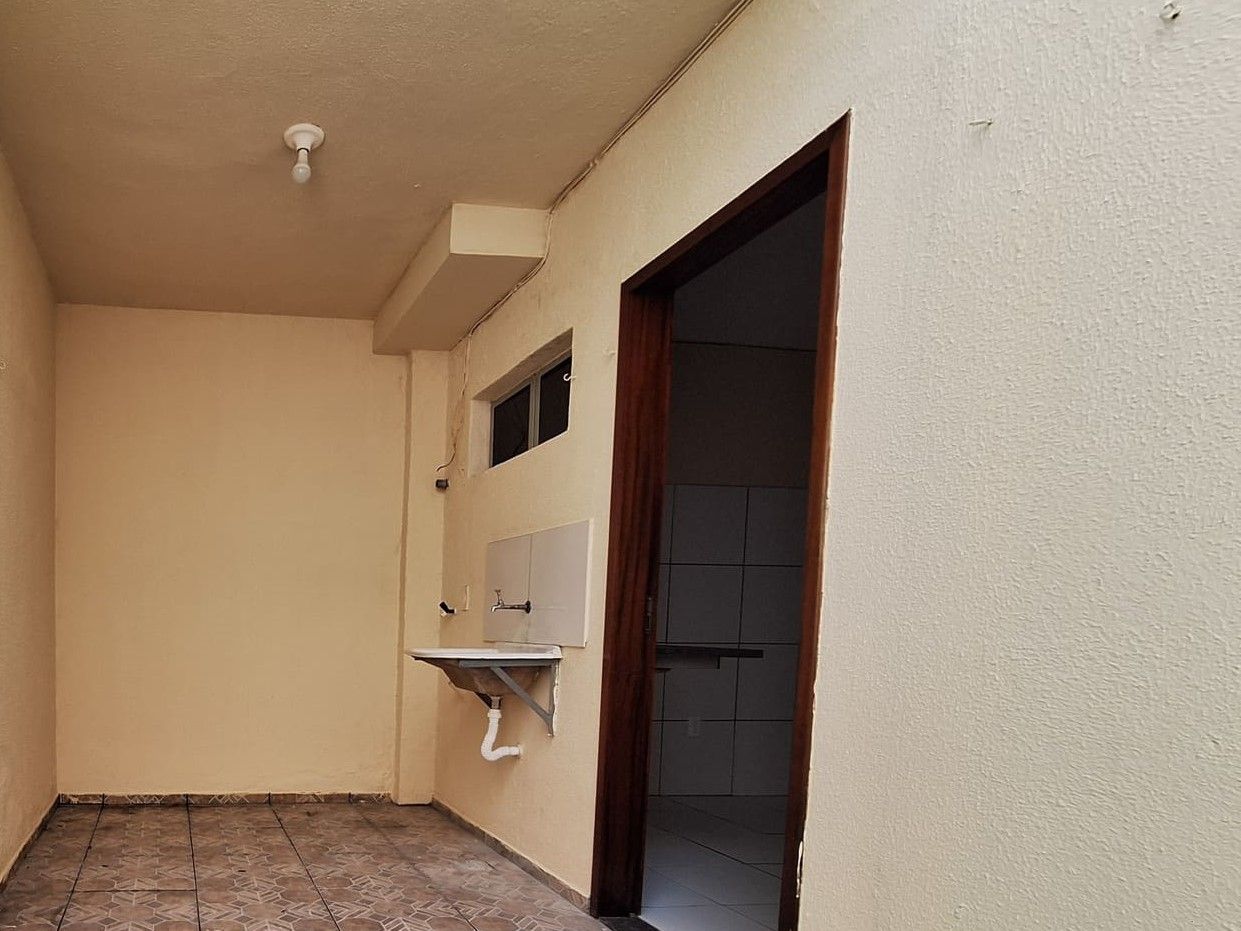 Apartamento para alugar com 2 quartos, 66m² - Foto 6