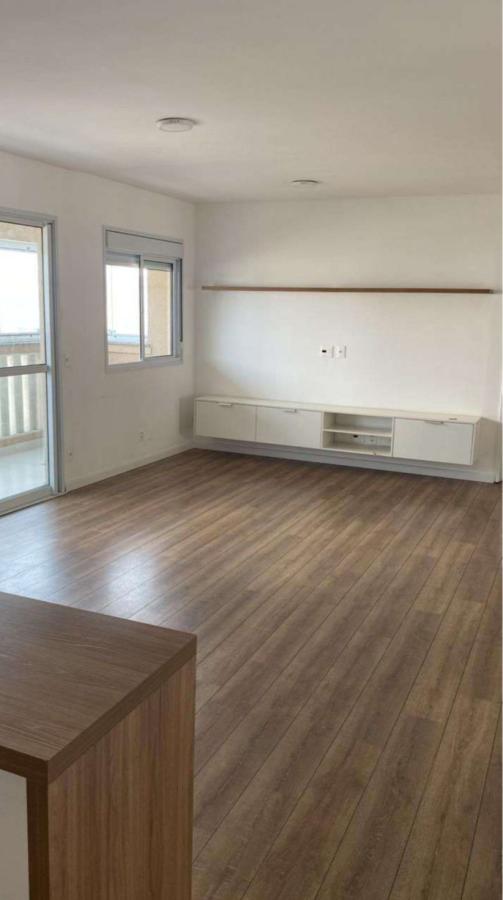 Apartamento para alugar com 3 quartos, 109m² - Foto 1