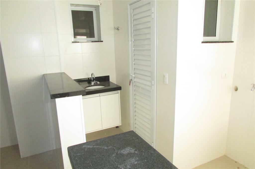 Apartamento à venda com 3 quartos, 128m² - Foto 6