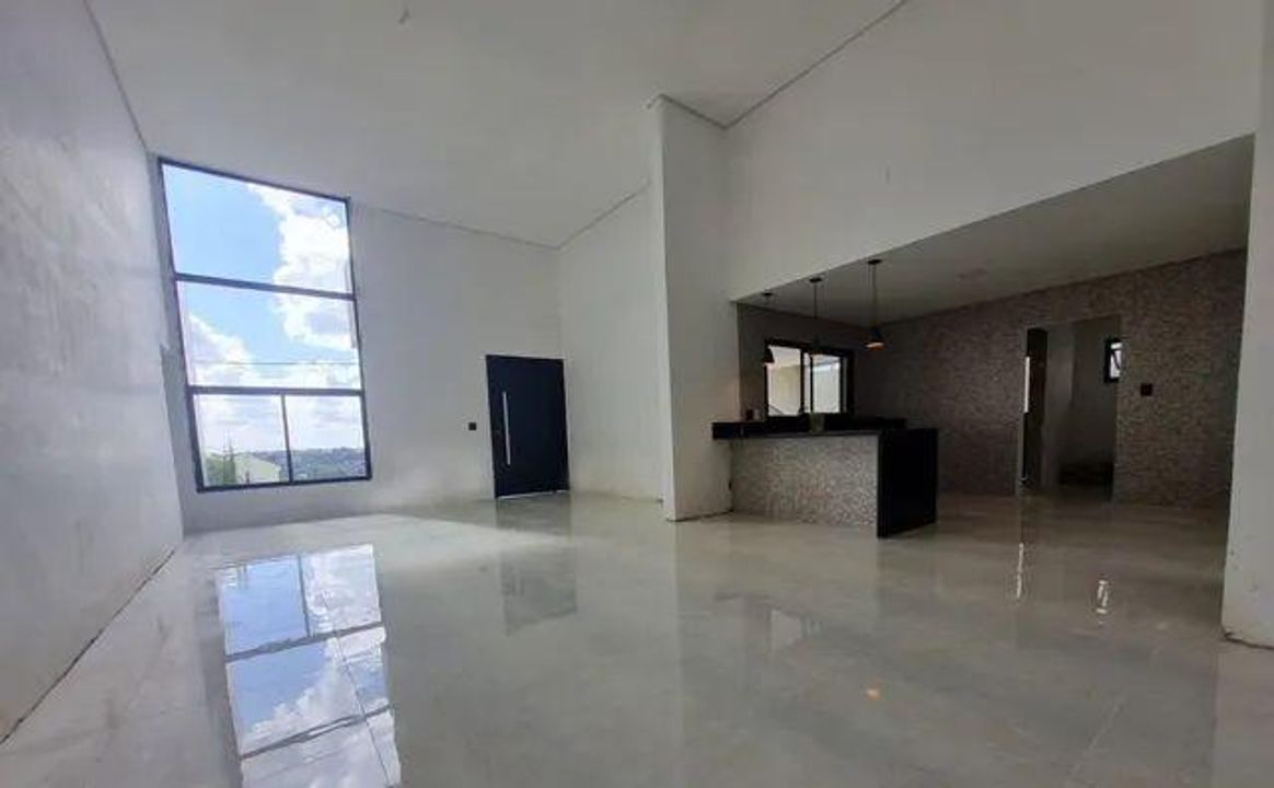 Casa à venda com 3 quartos, 800m² - Foto 2