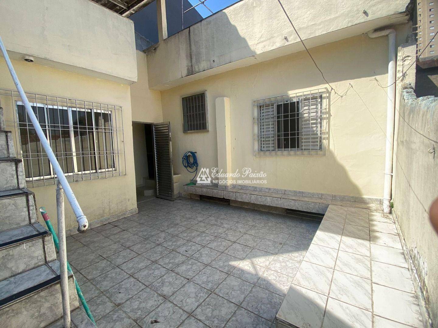 Casa à venda e aluguel com 4 quartos, 220m² - Foto 24