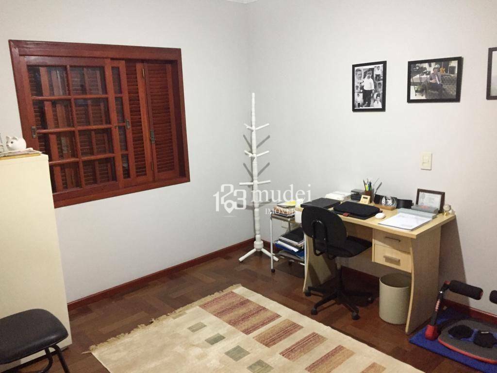 Casa de Condomínio à venda com 4 quartos, 235m² - Foto 22