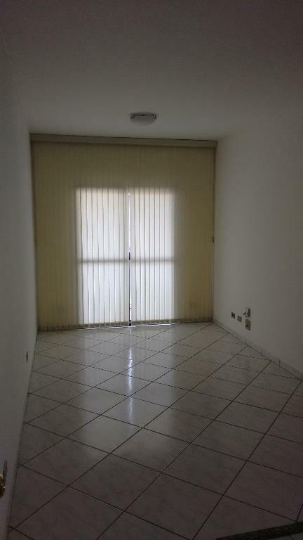 Apartamento para alugar com 1 quarto, 40m² - Foto 2