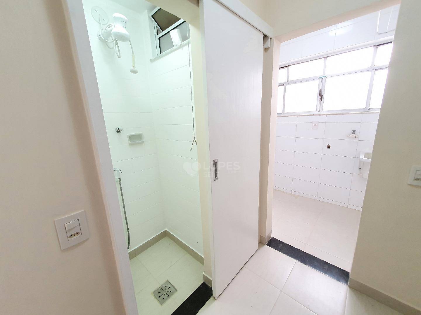 Apartamento à venda com 3 quartos, 100m² - Foto 15