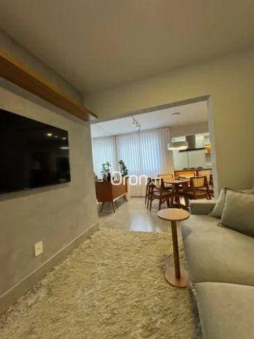 Apartamento à venda com 2 quartos, 64m² - Foto 2