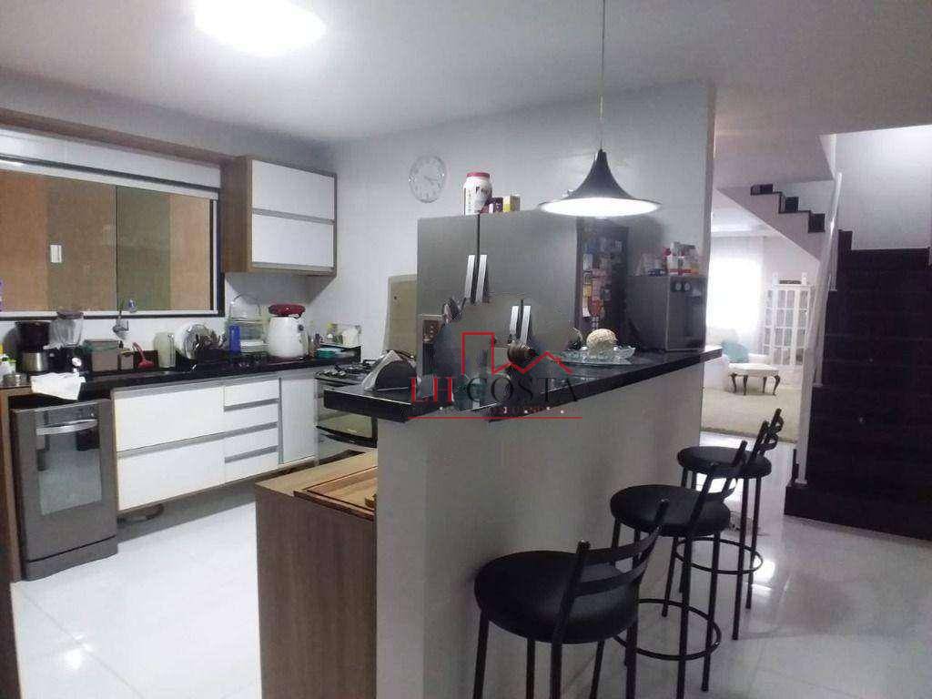 Casa à venda com 4 quartos, 180m² - Foto 18