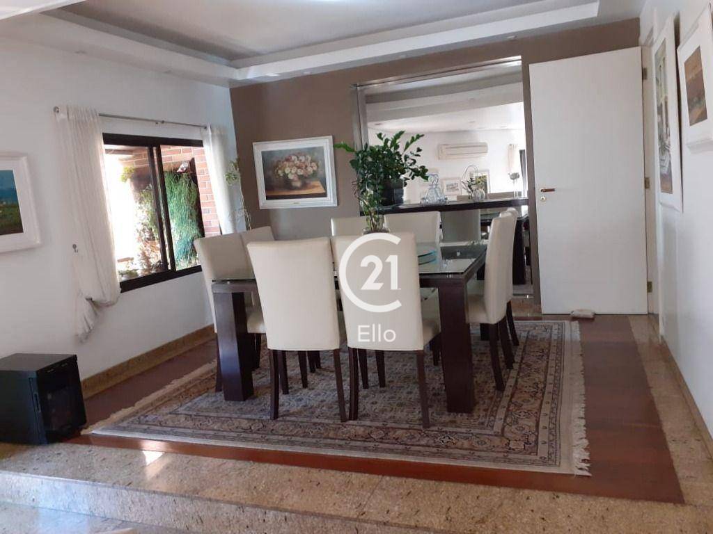 Apartamento à venda com 4 quartos, 217m² - Foto 1