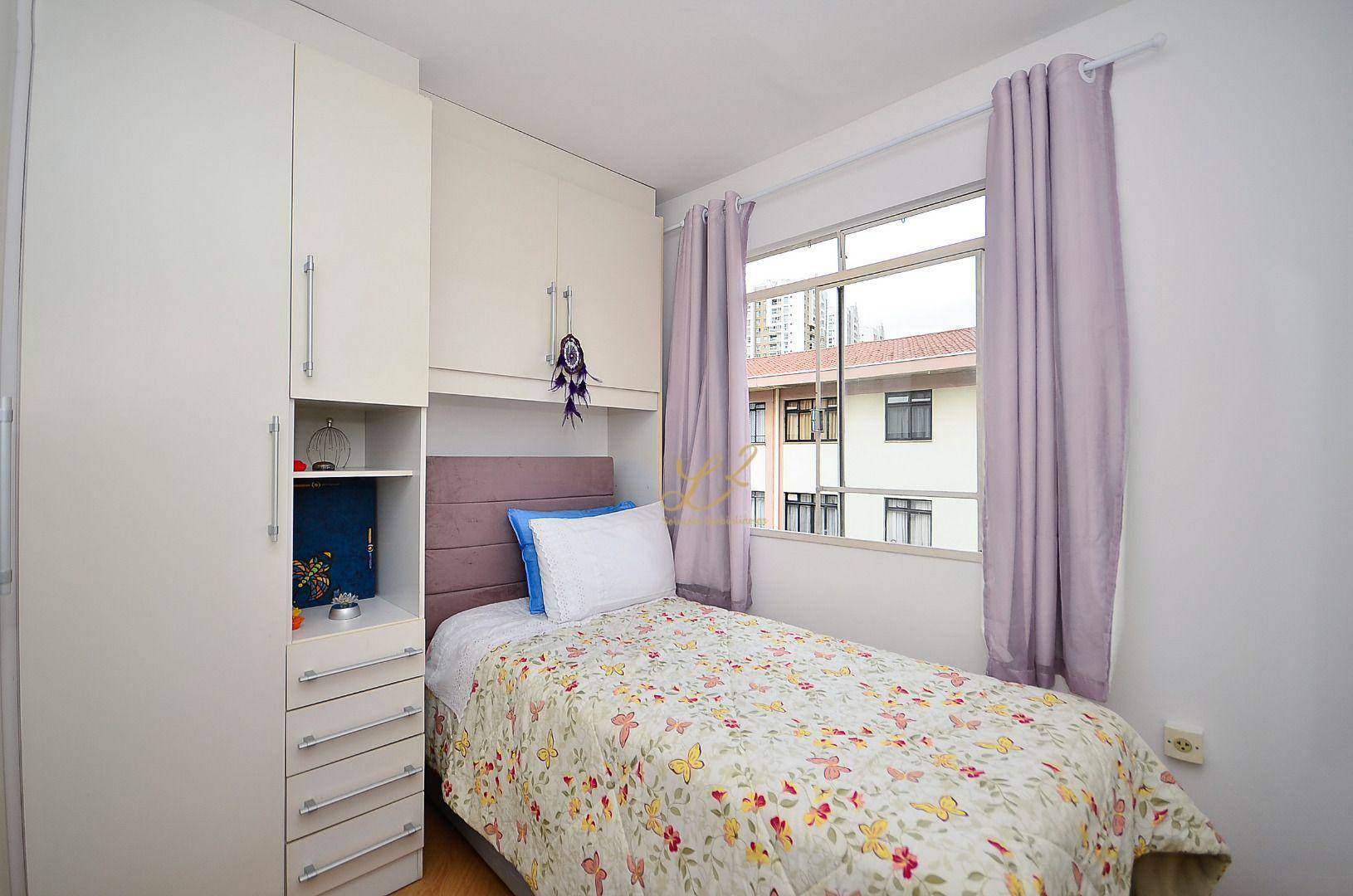 Apartamento à venda com 2 quartos, 47m² - Foto 13