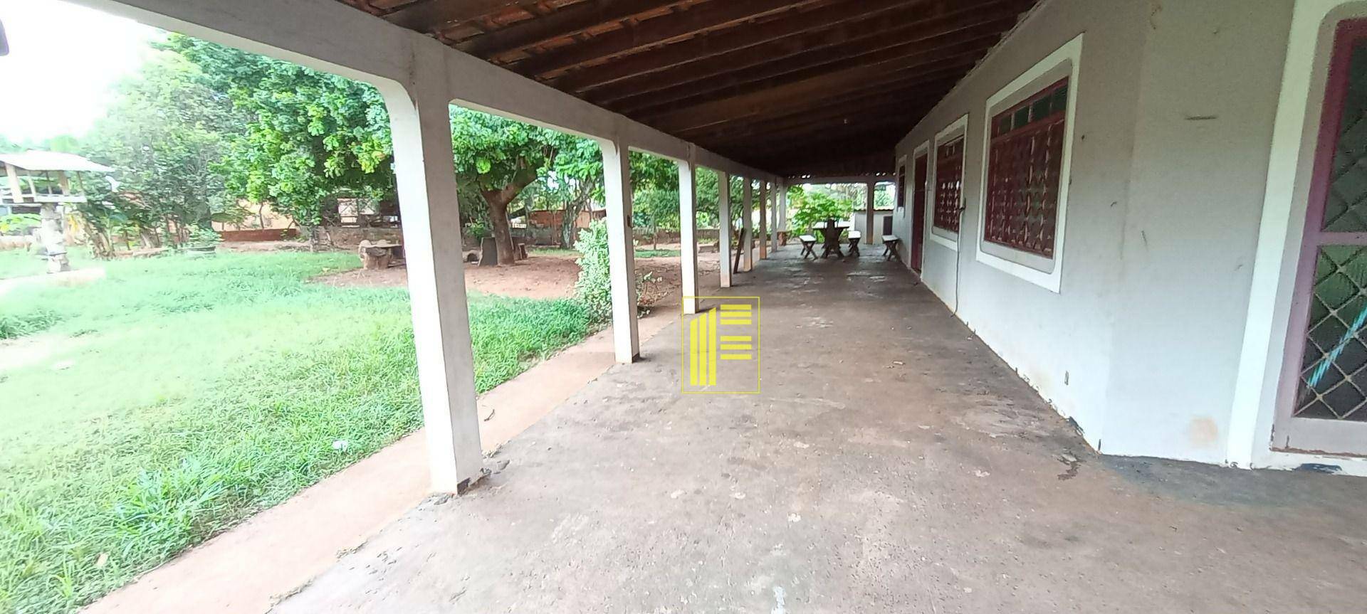 Chácara à venda com 3 quartos, 450m² - Foto 4