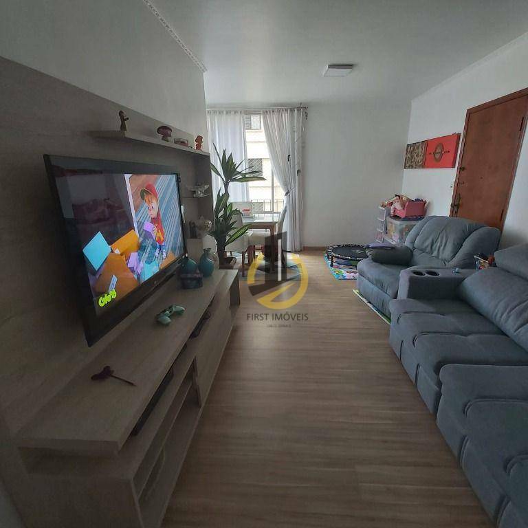 Apartamento à venda com 3 quartos, 98m² - Foto 3