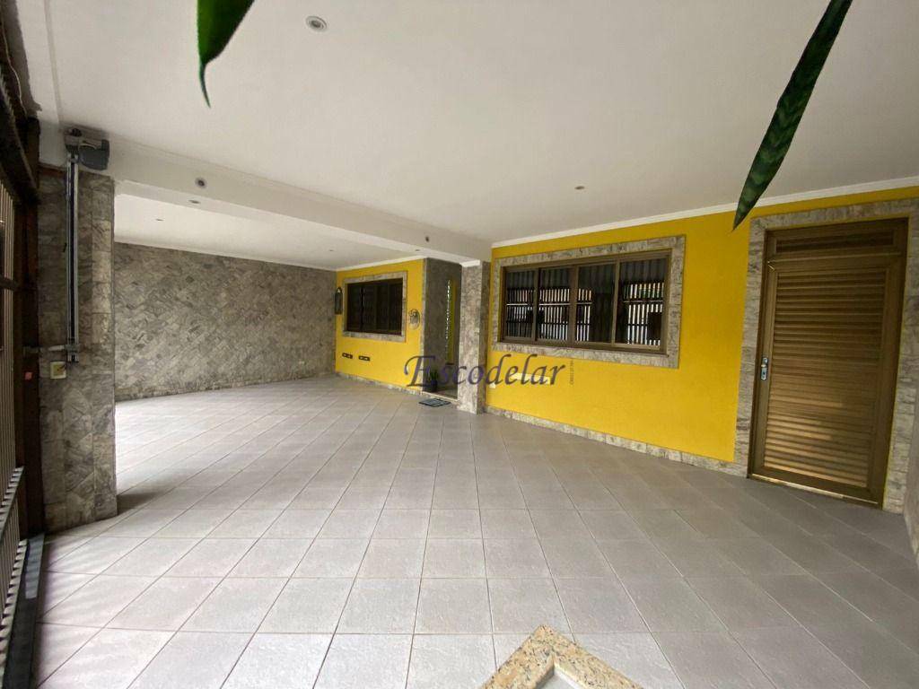 Sobrado à venda com 4 quartos, 460m² - Foto 1