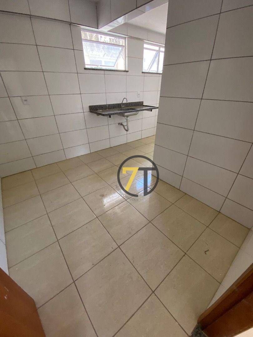 Cobertura à venda com 3 quartos, 200m² - Foto 3