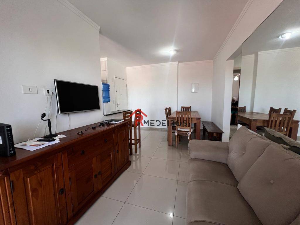 Apartamento à venda com 2 quartos, 61m² - Foto 5