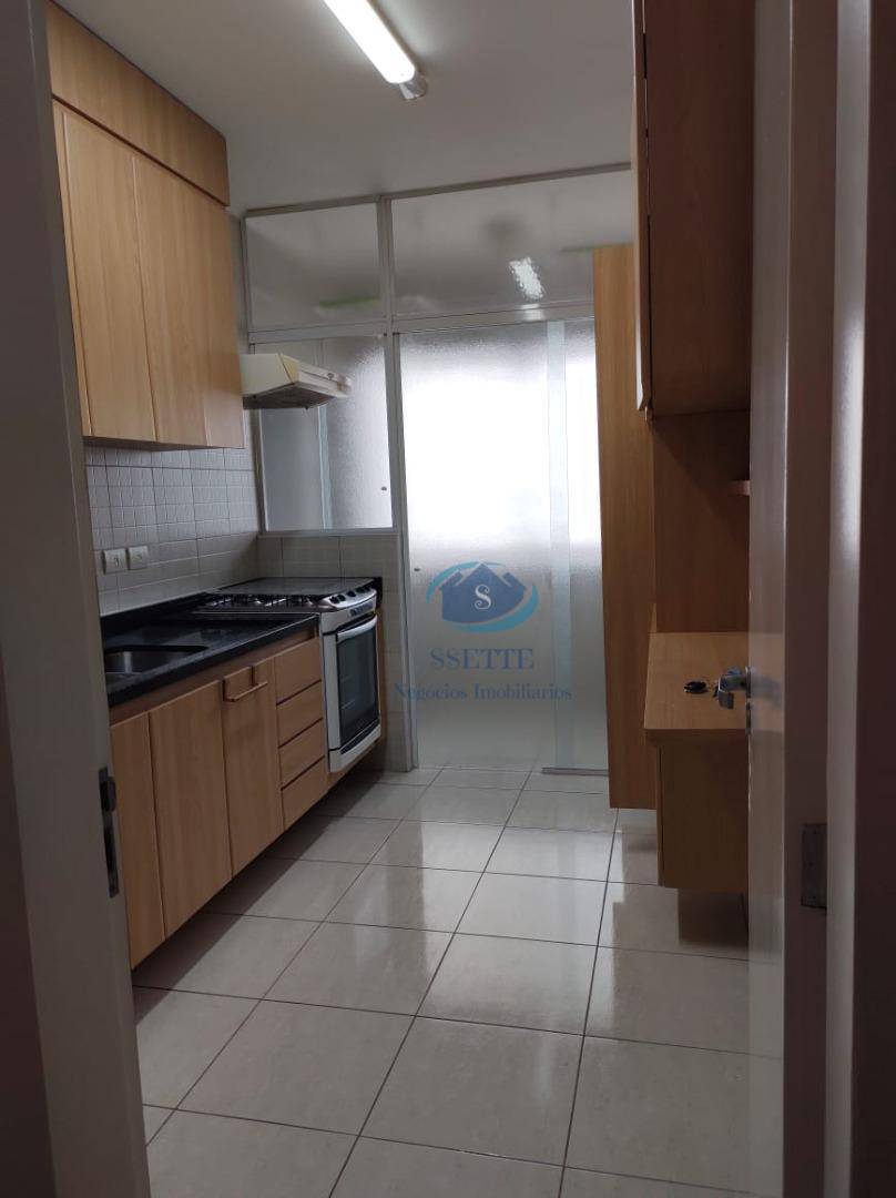 Apartamento à venda com 3 quartos, 105m² - Foto 4