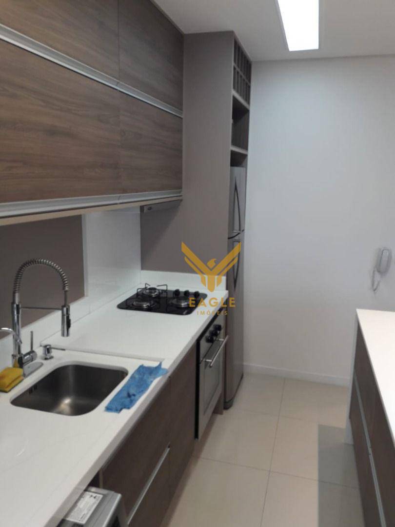 Apartamento para alugar com 1 quarto, 50m² - Foto 10