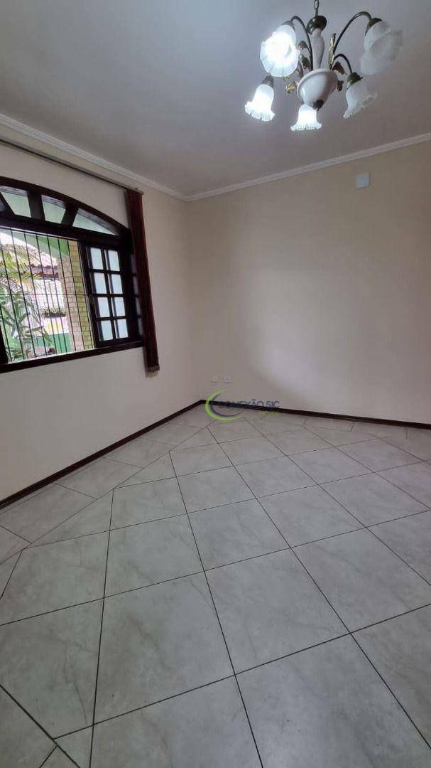 Sobrado à venda e aluguel com 3 quartos, 236m² - Foto 18