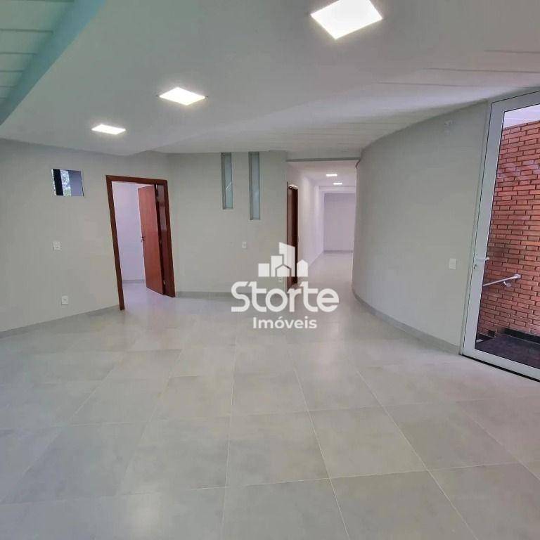 Prédio Inteiro para alugar, 640m² - Foto 7