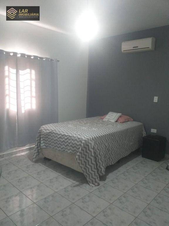 Chácara à venda com 2 quartos, 250m² - Foto 19