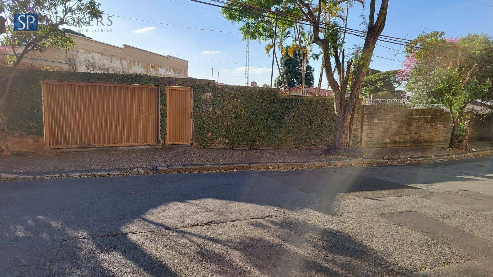 Casa à venda com 3 quartos, 206m² - Foto 2