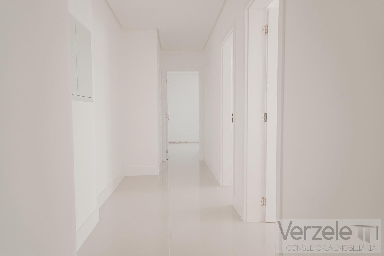 Apartamento à venda com 4 quartos, 173m² - Foto 16